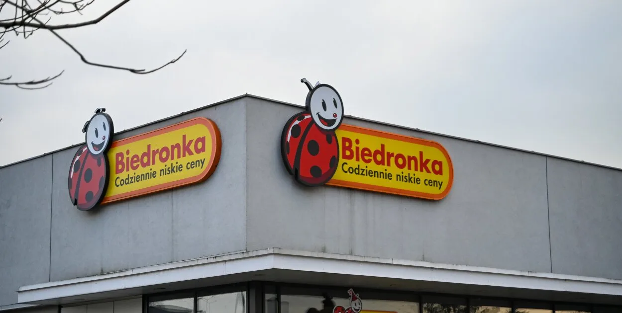 Noże, tasaki, maczety. Sieci wycofują halloweenowe rekwizyty